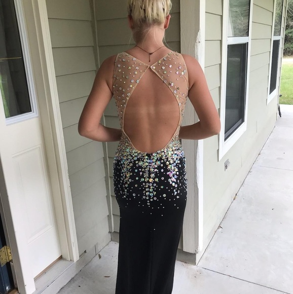 Jovani prom - Picture 3 of 4